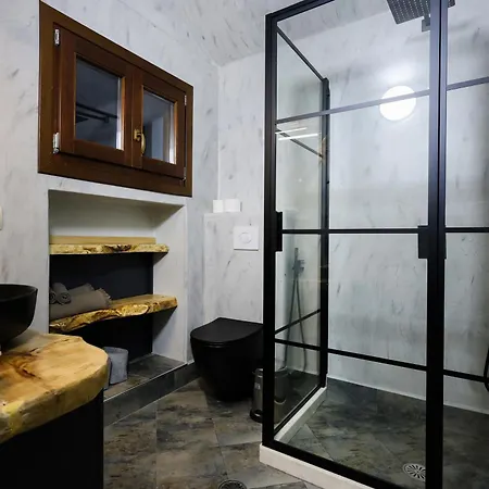 Marin Duplex Villa Berat