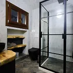 Marin Duplex Willa Berat